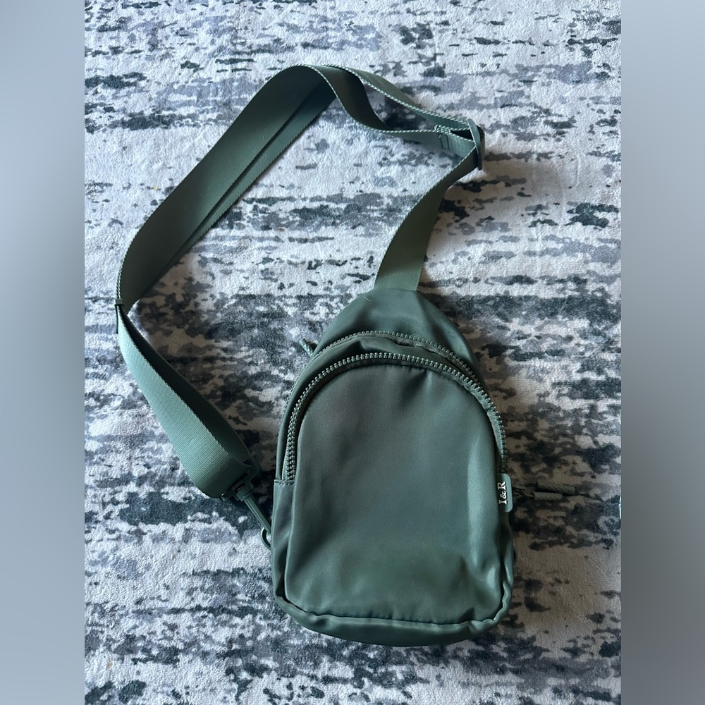 The Iris Sling Bag